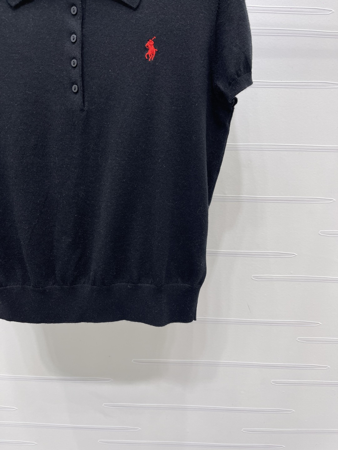 Women's short sleeves